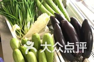 昆明盘龙区吃瓜,瓜果飘香，美食地图探秘